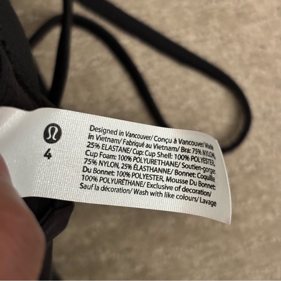 Lululemon Athletica Black Like a Cloud Longline Light Support Bra - Picture 4 of 5